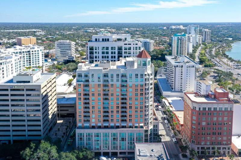 2 bedroom Condominium at 1350 Main Street #1208, 1350 Main Residential, Sarasota — photo 2