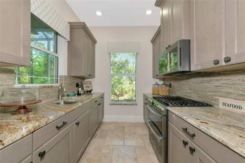 7780 Hidden Creek Loop #103, Lakewood Ranch FL - photo 14 of 43