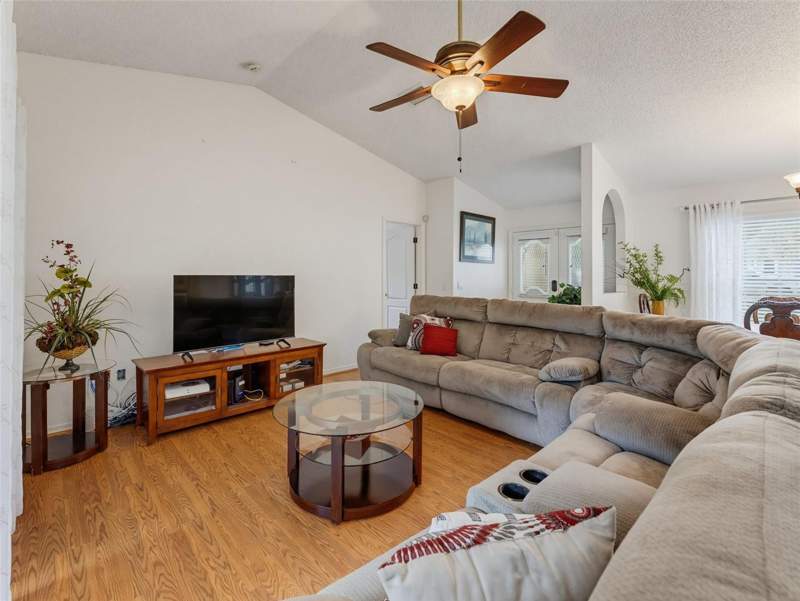 3 bedroom Single Family Residence at 4425 Union Springs Road, Spring Hill, Spring Hill — photo 5