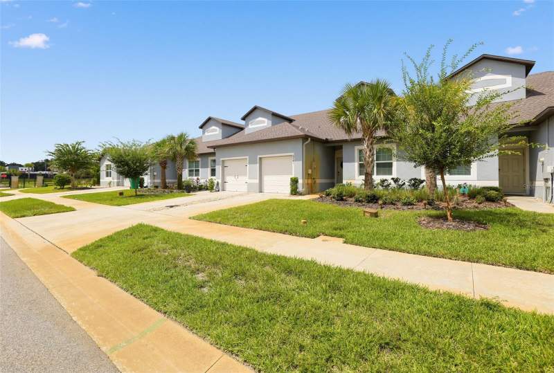 2 bedroom Villa at 6743 Ripple Pond Loop, Abbott Square, Zephyrhills — photo 2