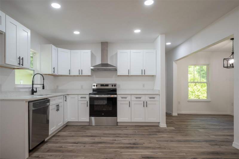 4 bedroom Single Family Residence at 1935 NW 33rd Avenue, Ridge-View, Gainesville — photo 5