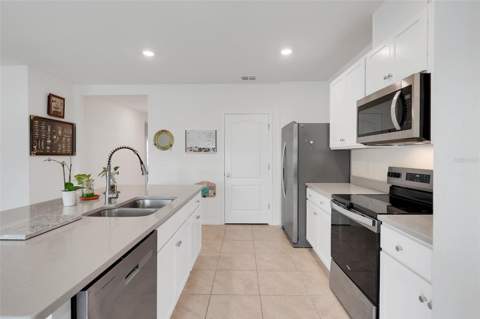 3041 Tobago Drive, Haines City FL - photo 14 of 36