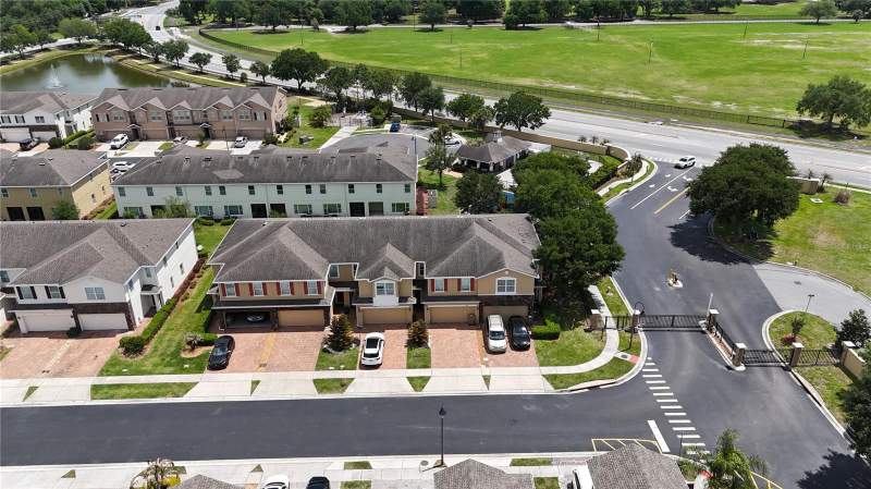 4 bedroom Townhouse at 1205 TETON DRIVE, HERITAGE RUN, KISSIMMEE — photo 3