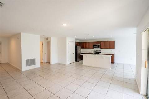 1333 Lucerne Loop Road, Winter Haven FL - photo 7 of 38