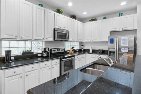 5253 Oakbourne Avenue, Davenport FL - photo 12 of 53