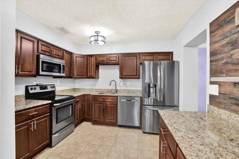 7395 18th Street, St Petersburg FL - photo 6 of 6
