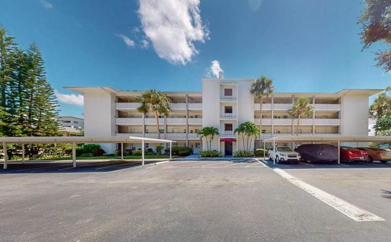 Kalmia Condo