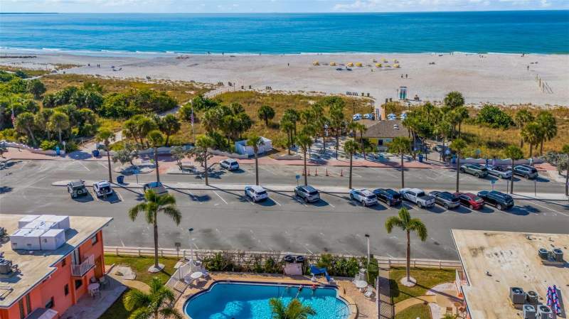 Gulf Winds Apartments Condo