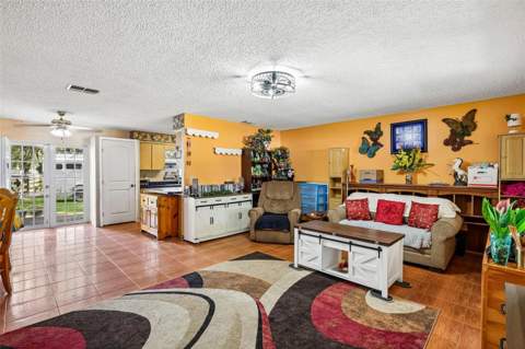 1521 Cre Road, Dover FL - photo 7 of 33