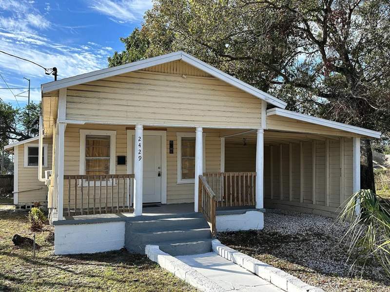 2429 E 20TH AVENUE home for sale in Mays