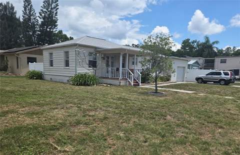 146 NE Madison Circle, St Petersburg FL - photo 6 of 25
