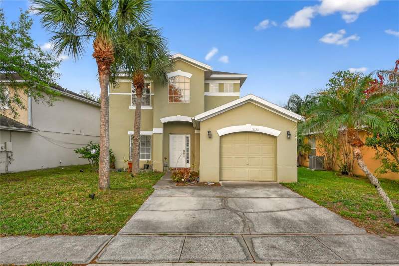 4 bedroom Single Family Residence at 13230 Meadowfield Dr, Greenpointe, Orlando — photo 2