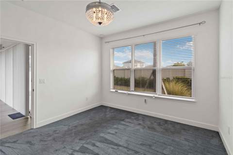 10934 Wendover Drive, Palmetto FL - photo 12 of 60