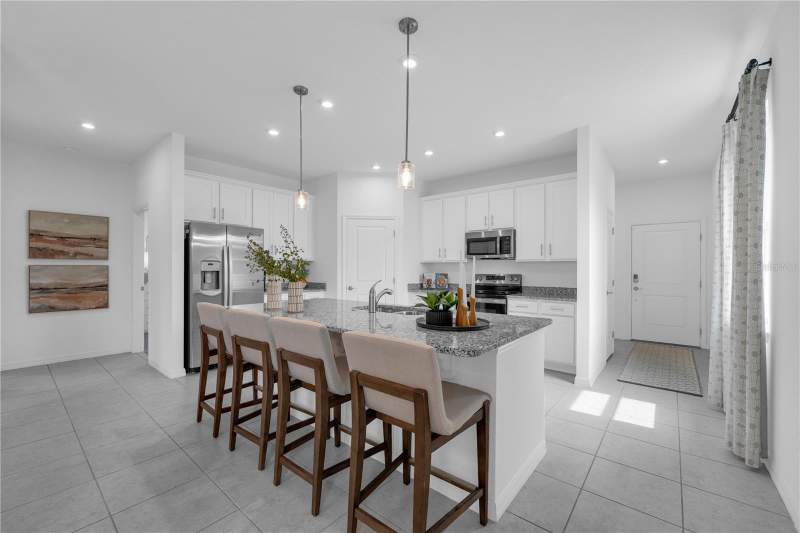 3 bedroom Single Family Residence at 10123 Morning Meadowlark Trail, Oakfield Trails, Parrish — photo 4