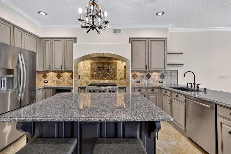 4 bedroom Single Family Residence at 2109 Wembley Place, Chapman Lakes Ph 1, Oviedo — photo 4