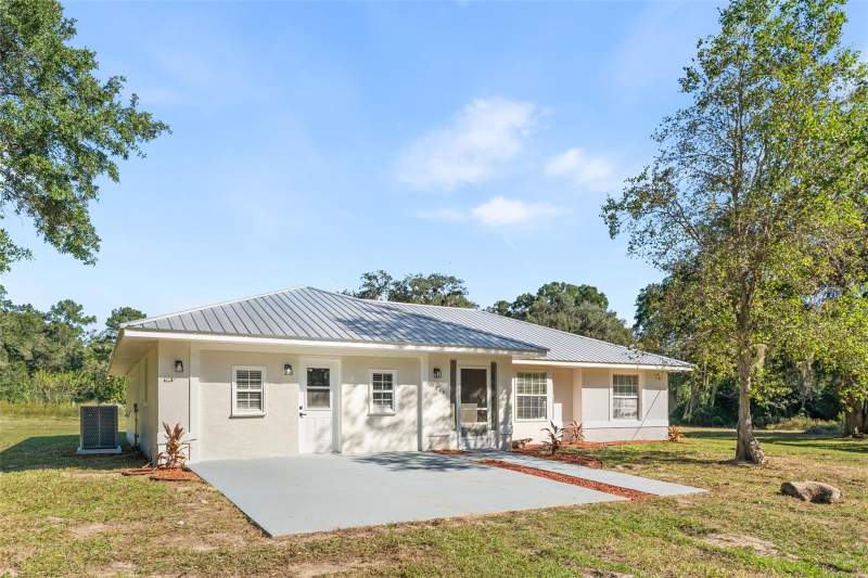 4 bedroom Single Family Residence at 7740 NW 145th Avenue Road, Non Sub, Morriston — photo 3