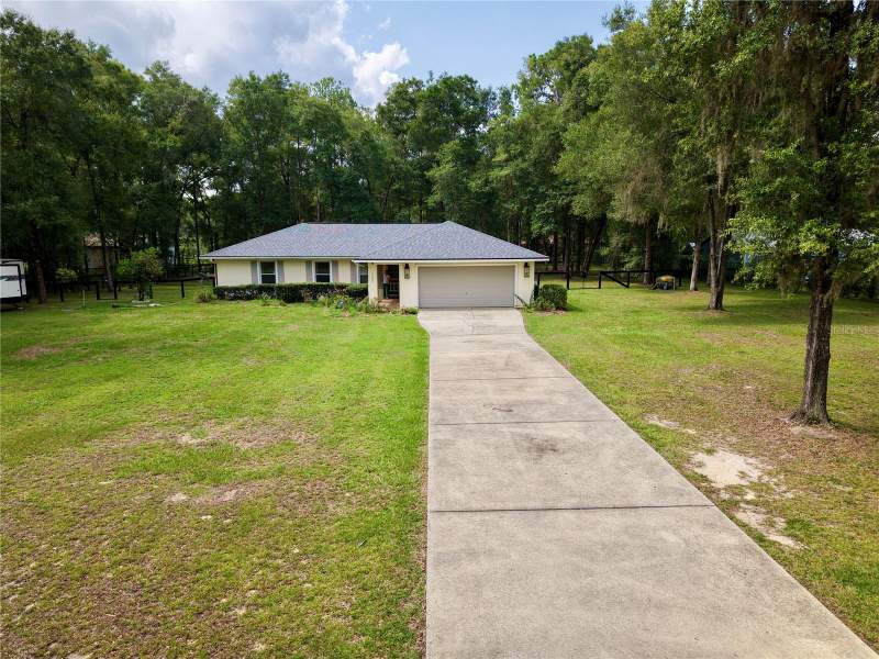 3 bedroom Single Family Residence at 11988 SW 38th Street, Rolling Hills 05, Ocala — photo 3