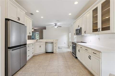 5018 Tempic Drive, Mount Dora FL - photo 16 of 65