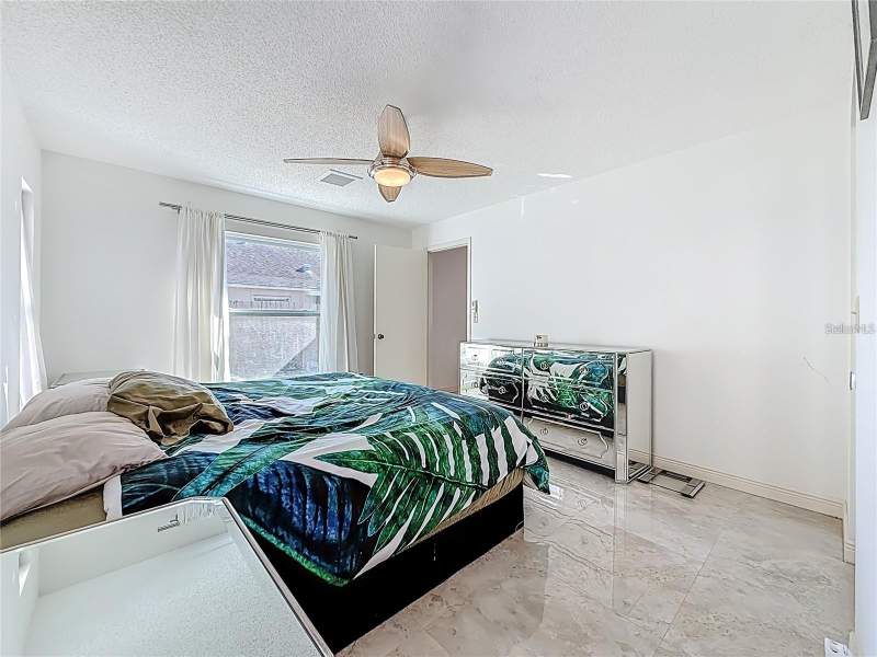 3 bedroom Single Family Residence at 1909 Castle Bay Court, Sheffield Village Ph II At Bayside Meadows, Oldsmar — photo 5