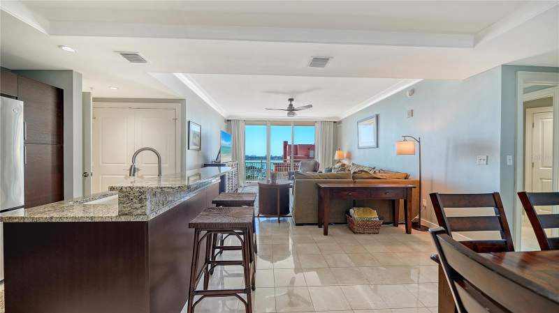 2 bedroom Condominium at 1350 Main Street #1208, 1350 Main Residential, Sarasota — photo 3