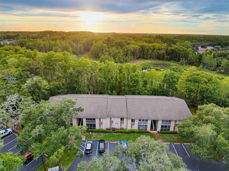 2 bedroom Condominium at 12211 Fox Chase Drive #C1, Pine Ridge At Sugar Creek, Hudson — photo 4