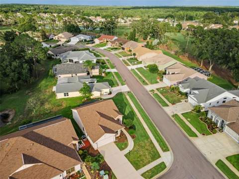 6240 Fairskies Drive, New Port Richey FL - photo 9 of 92