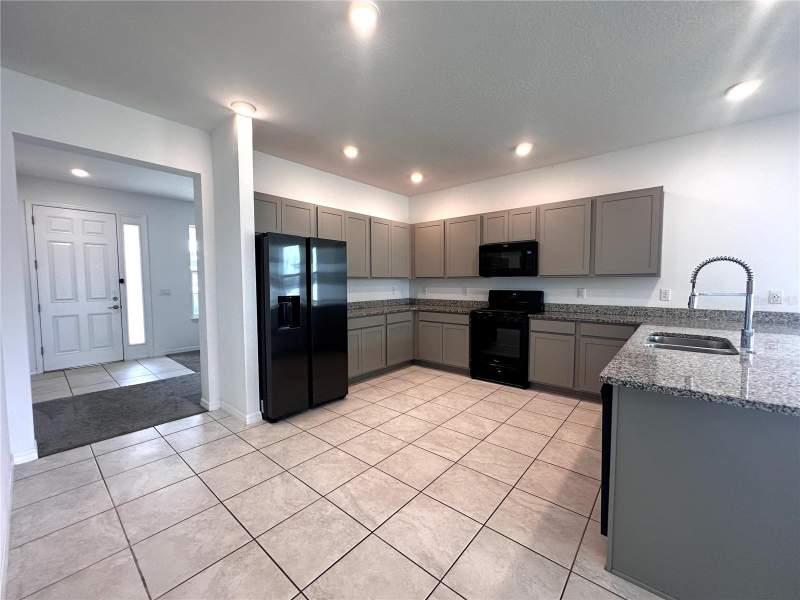 4 bedroom Single Family Residence at 7580 SW 63rd Lane Road, Calesa Township Roan Hills Ph, Ocala — photo 3