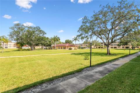4920 Locust Street #115, St Petersburg FL - photo 24 of 28
