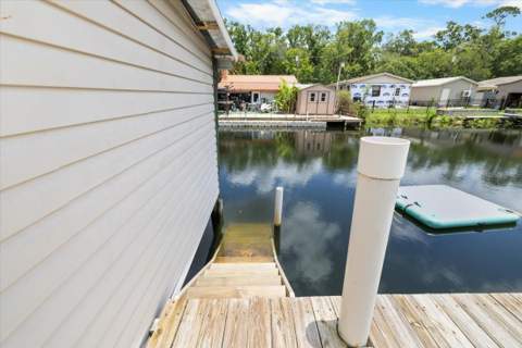7264 Aberdeen Court, Weeki Wachee FL - photo 9 of 56