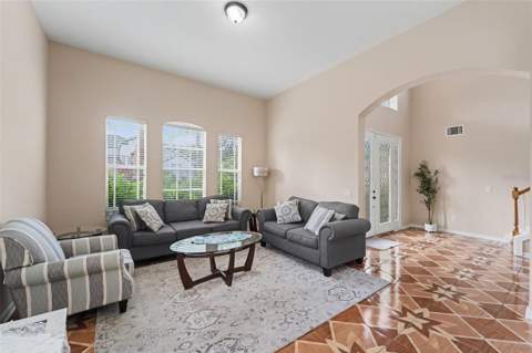 10409 Canary Isle Drive, Tampa FL - photo 6 of 6