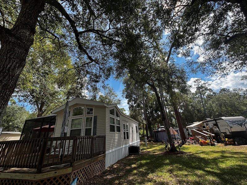 1 bedroom Manufactured Home at 14195 NE 252nd Court Road #109, Salt Springs Resort, Fort Mc Coy — photo 2