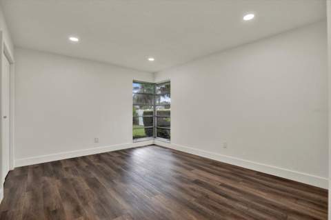 2661 Pebble Beach Drive, Clearwater FL - photo 9 of 22