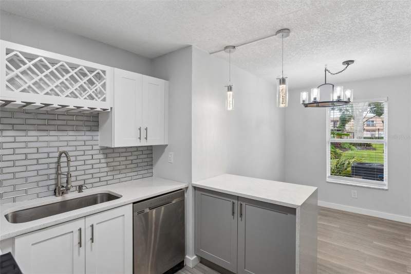 1 bedroom Condominium at 200 St Andrews Boulevard #906, Four Seasons Condo, Winter Park — photo 5