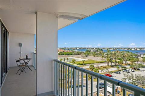 450 Treasure Island Causeway #702, Treasure Island FL - photo 24 of 35