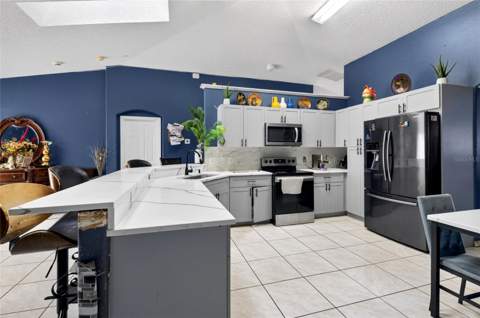 107 Bianca Court, Kissimmee FL - photo 10 of 36