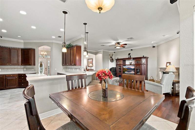 4 bedroom Single Family Residence at 4108 N Forbes Road, Plant City, Plant City — photo 3