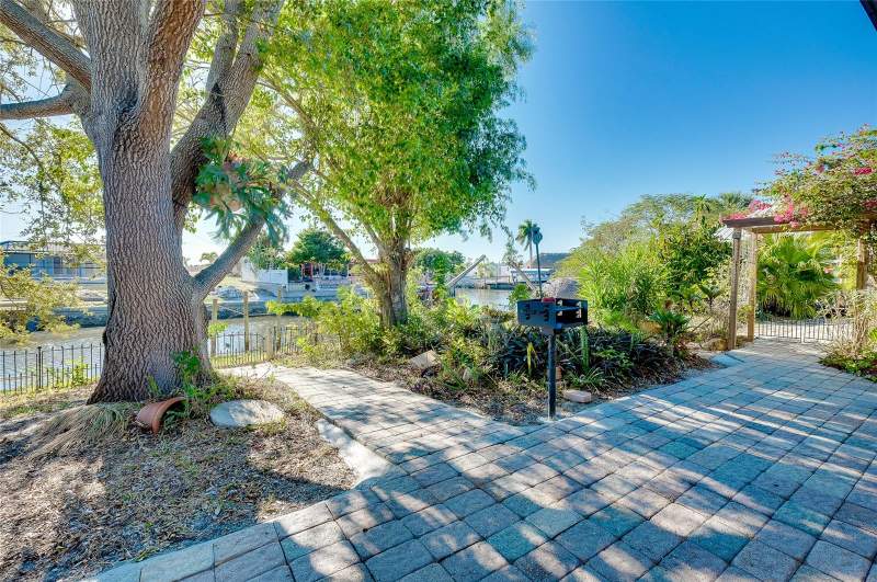 4 bedroom Single Family Residence at 21064 Higgs Drive, Port Charlotte Sec 006, Port Charlotte — photo 4
