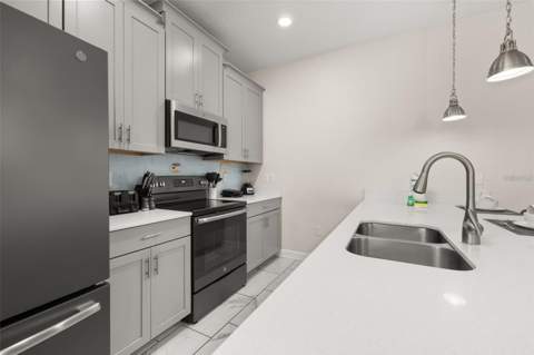4825 Memories Lane, Kissimmee FL - photo 15 of 86