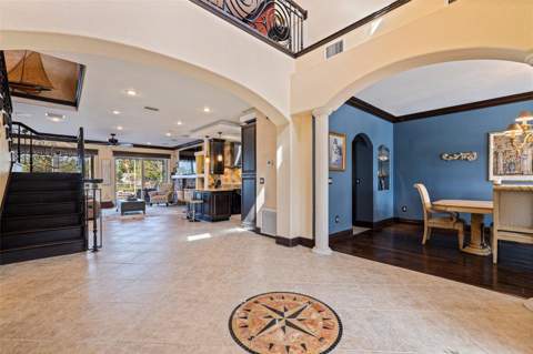 3931 Pompano Drive, St Petersburg FL - photo 8 of 65