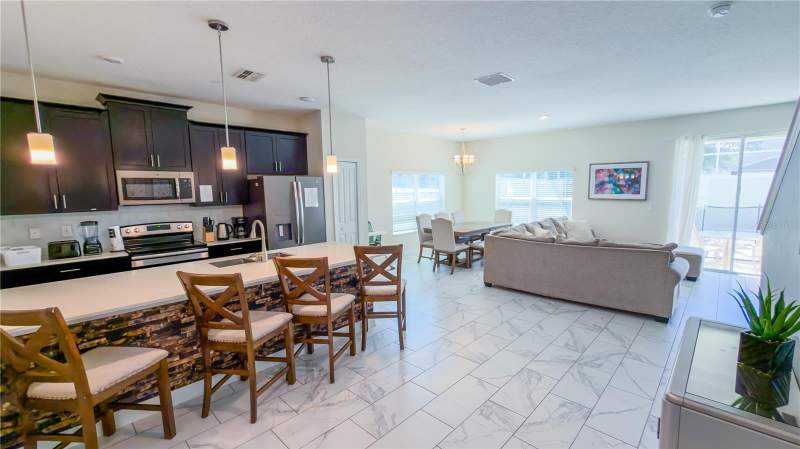 5 bedroom Townhouse at 444 OCEAN COURSE AVENUE, STONEYBROOK SOUTH NORTH PRCL PH 1, DAVENPORT — photo 2