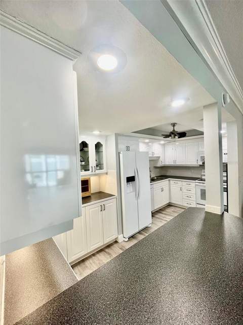 851 Bayway Boulevard #405, Clearwater Beach FL - photo 8 of 75