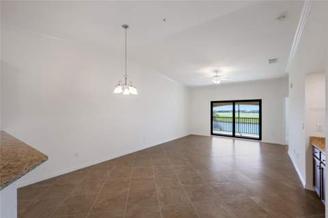 5614 Palmer Circle #206, Bradenton FL - photo 21 of 79