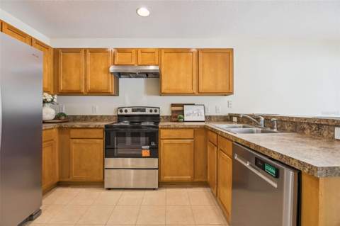 2020 Portcastle Circle, Winter Garden FL - photo 17 of 36