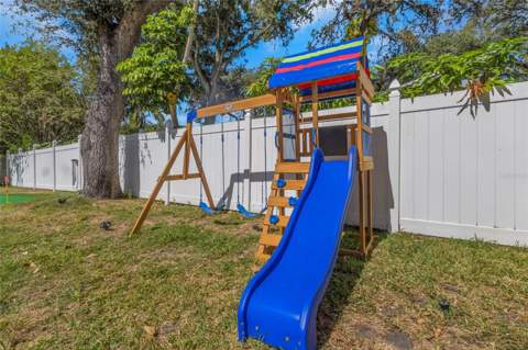 2240 Riverside Drive, Clearwater FL - photo 10 of 46