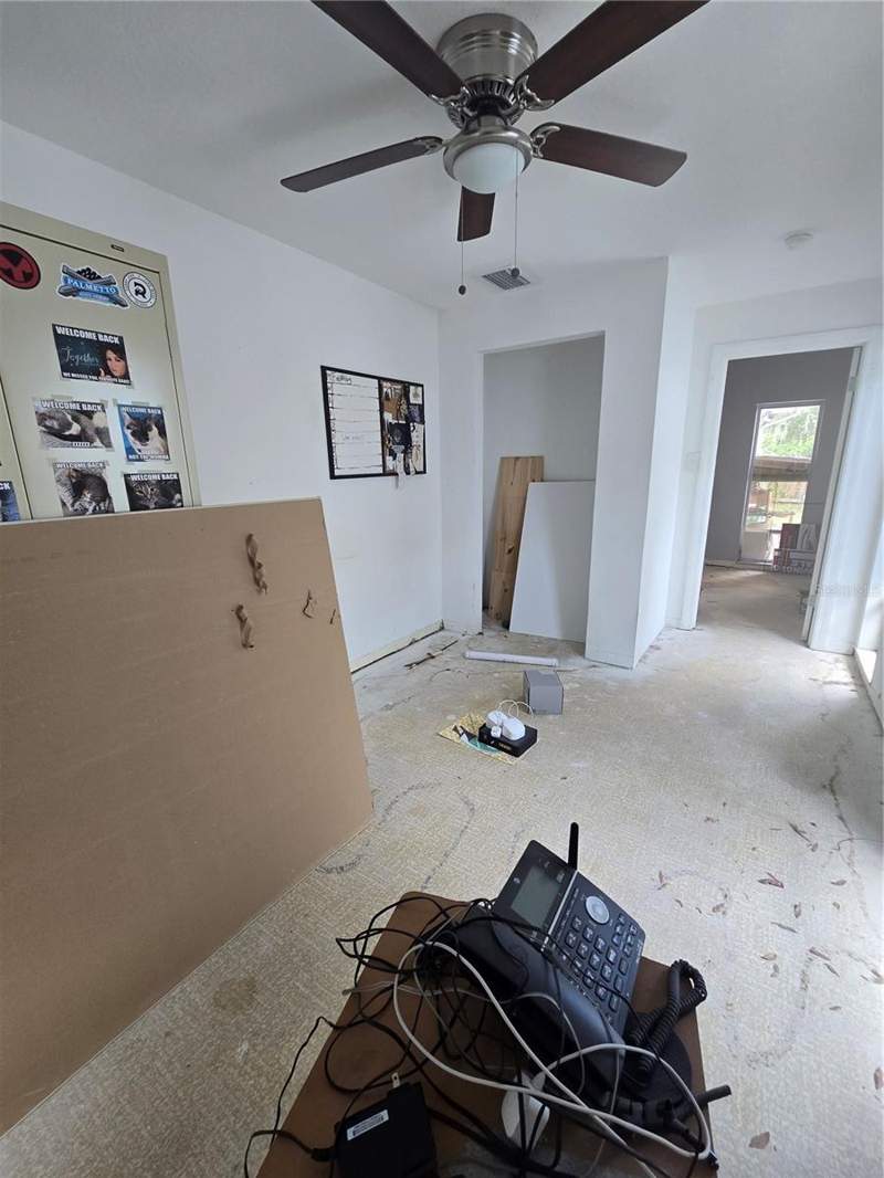 3 bedroom Single Family Residence at 908 GRAND CENTRAL STREET, MILTON PARK, CLEARWATER — photo 4