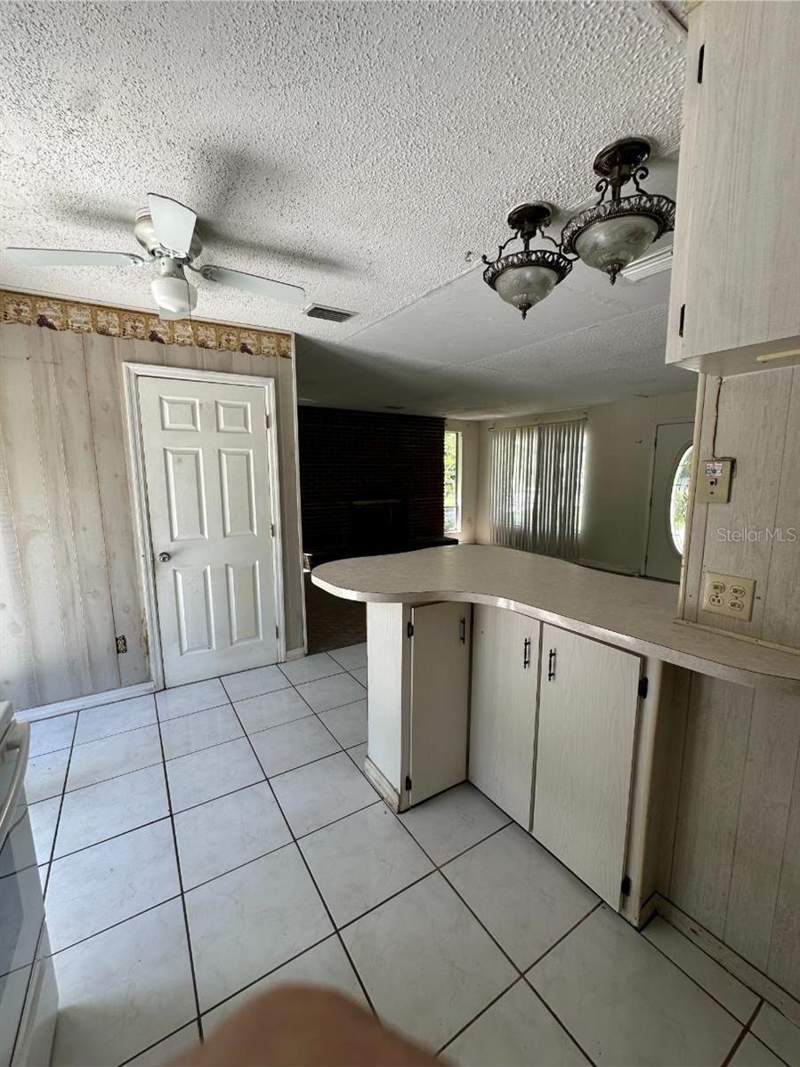 2 bedroom Single Family Residence at 2602 NW 18th Street, Howard Heights, Ocala — photo 5