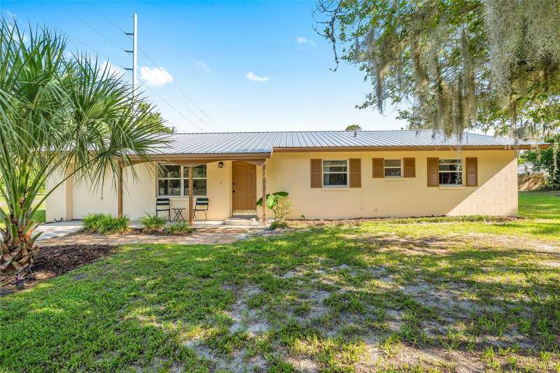 3 bedroom Single Family Residence at 2420 NE 38th Street, Emil Marr, Ocala — photo 4