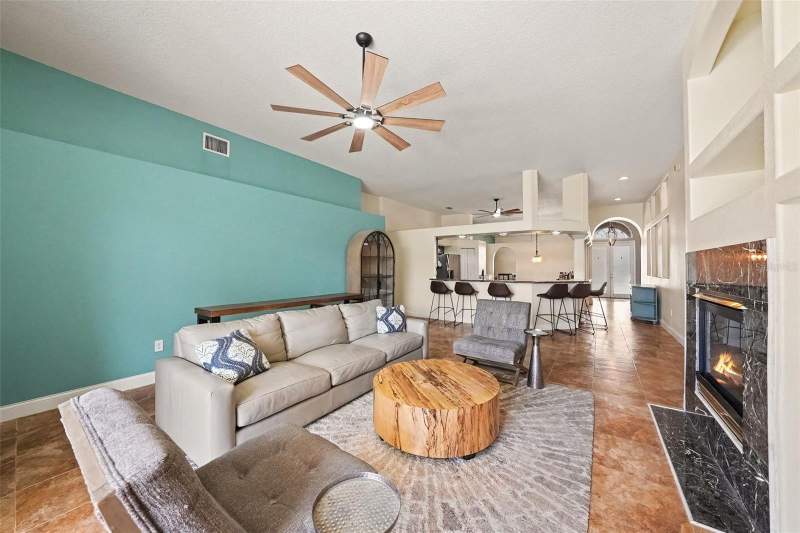 4 bedroom Single Family Residence at 18425 Eastwyck Dr, Cross Creek Prcl I, Tampa — photo 4