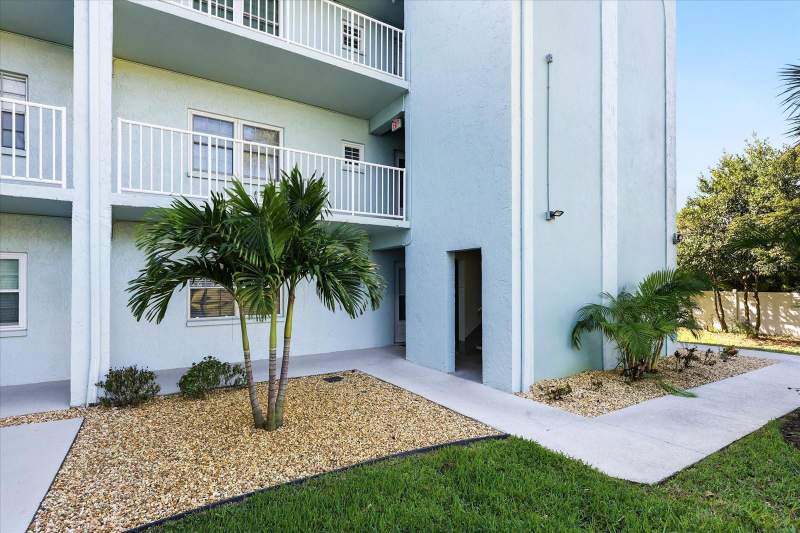 1706 BELLEAIR FOREST DRIVE #128 home for sale in Belleair Forest