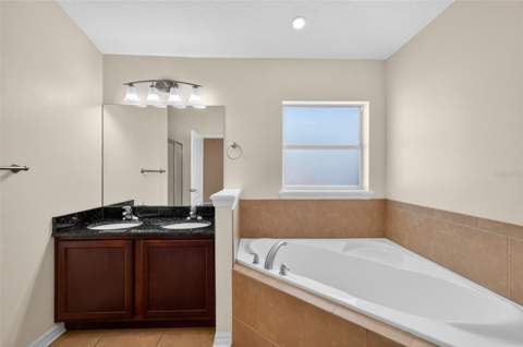 4316 Abaco Drive, Tavares FL - photo 18 of 28